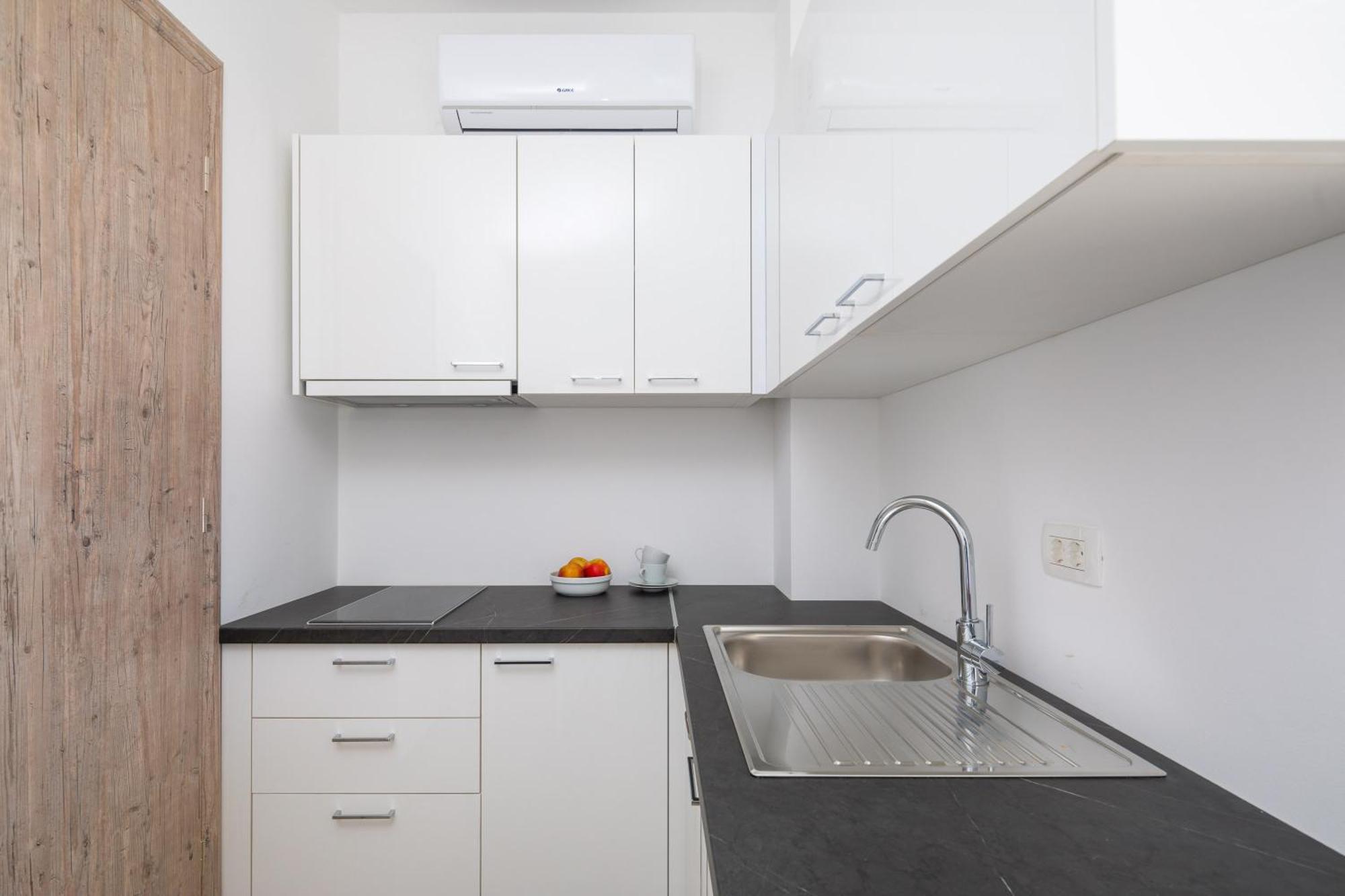 Blue Wonder Apartments Дугі-Рат Екстер'єр фото