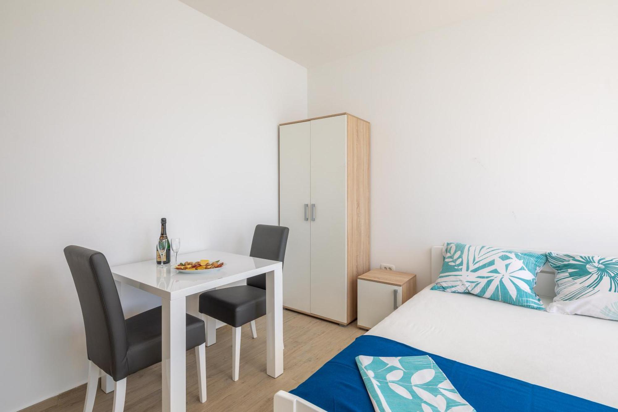 Blue Wonder Apartments Дугі-Рат Номер фото